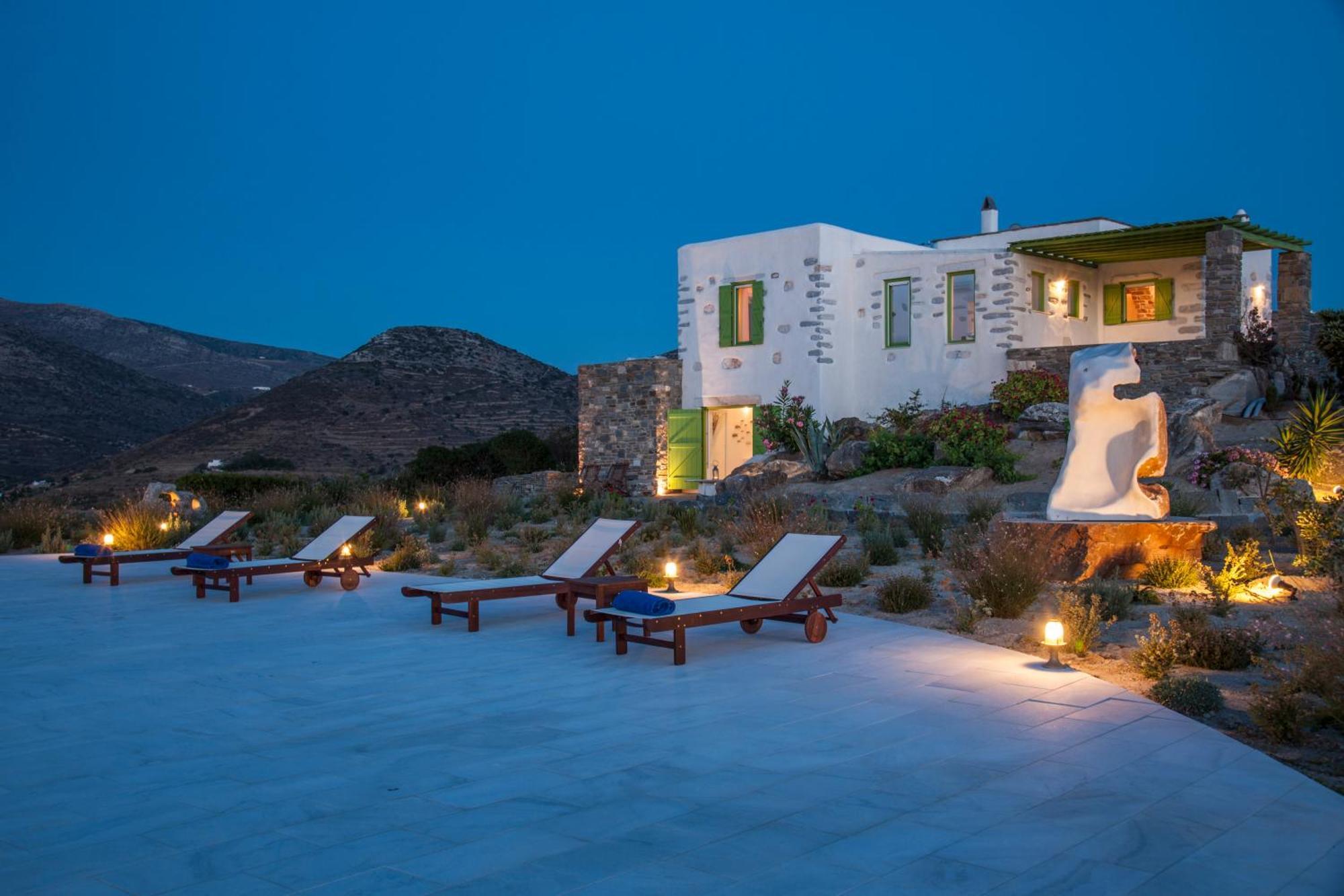 Villa Aeolos With 2 Private Pools Sarakiniko  Bagian luar foto