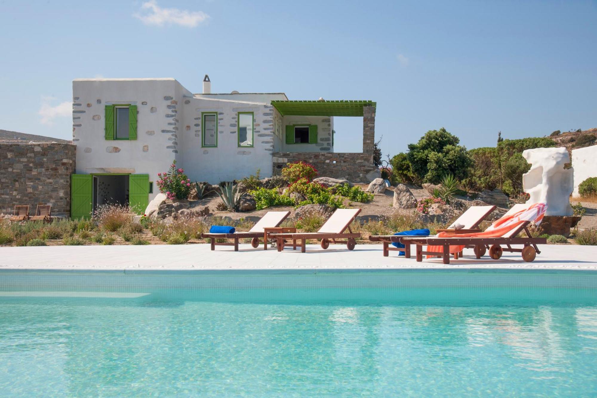 Villa Aeolos With 2 Private Pools Sarakiniko  Bagian luar foto