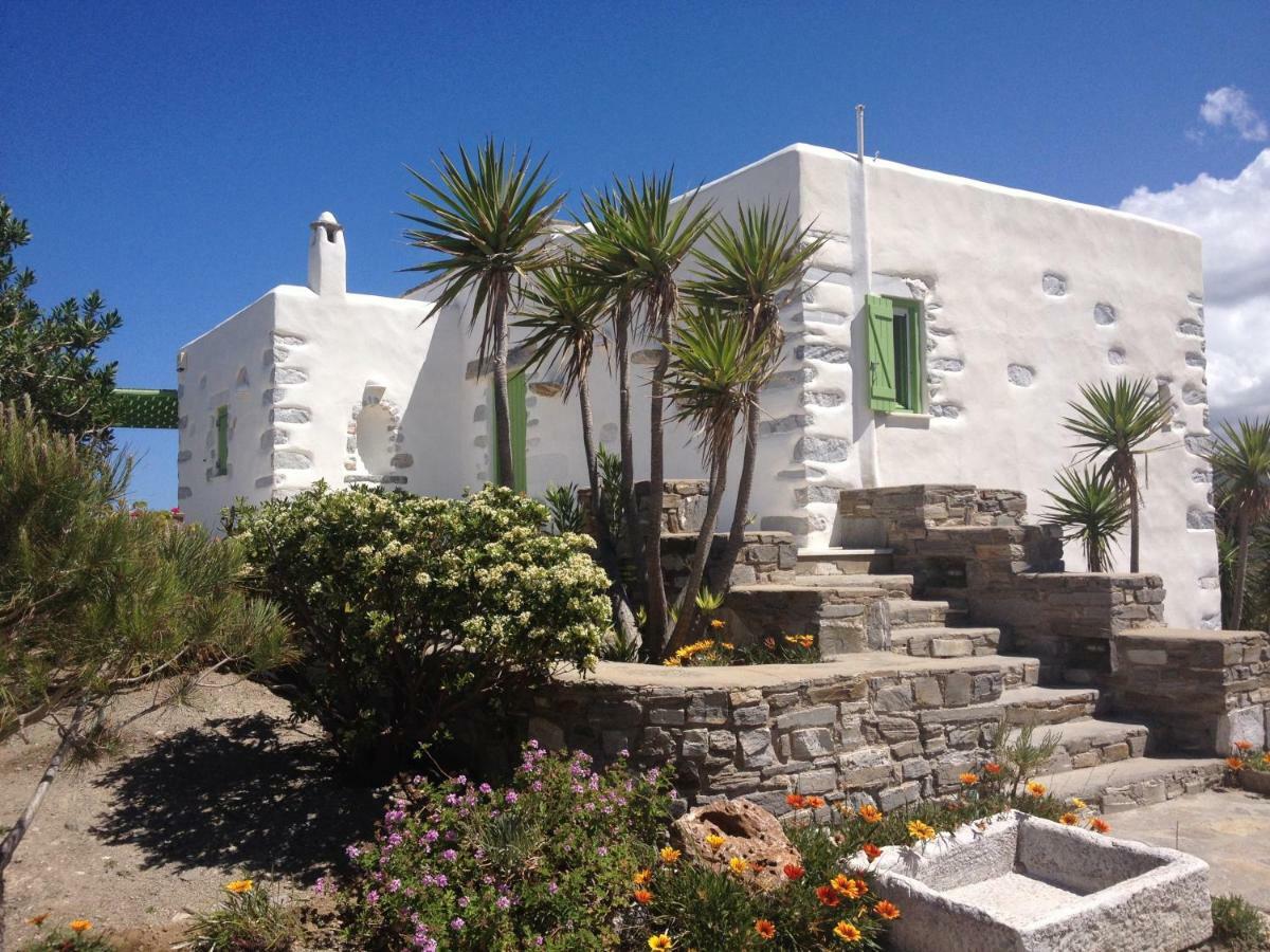 Villa Aeolos With 2 Private Pools Sarakiniko  Bagian luar foto